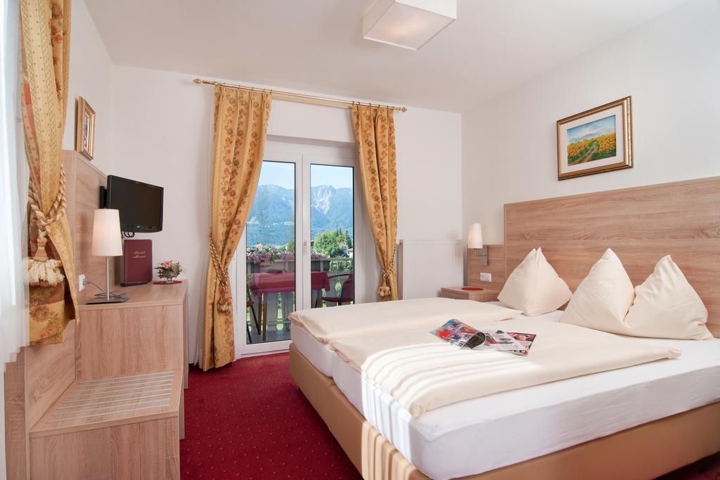 Hotel-Pension Melcher Drobollach am Faakersee Luaran gambar